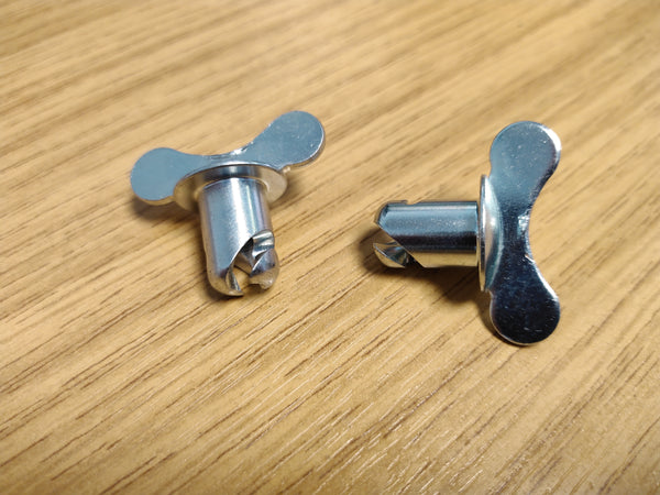 Oval Head Steel Winged Dzus Fastener - 7/16"