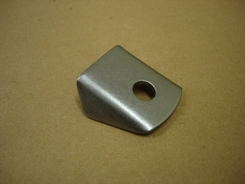 B1003 - 3/8" hole, 1/8" thick - Gussetted Tab