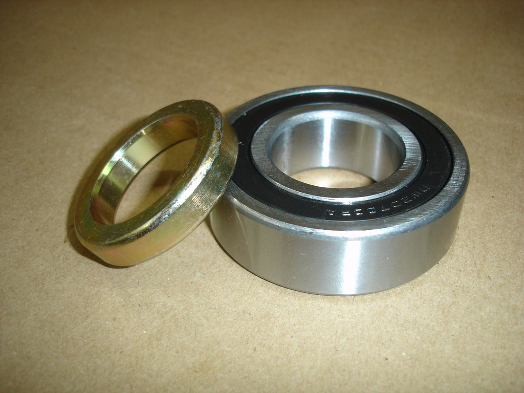 Small Ford Bearing RW207CCRA